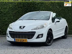Wit Gebruikt 2011 Peugeot 207 CC Griffe Cabriolet | € 3.550 (Eerlijke prijs)