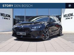 Zwart Nieuw 2025 BMW 120 Comfort Edition Hatchback | € 49.995 (Goede deal)