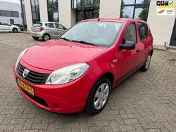 Rood Gebruikt 2009 Dacia Sandero Ambiance Hatchback | € 1.750 (Eerlijke prijs)