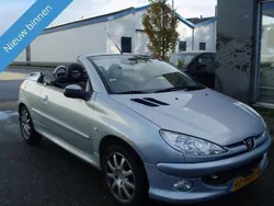 Grijs Gebruikt 2009 Peugeot 206 CC Cabriolet | € 4.250 (Duur)