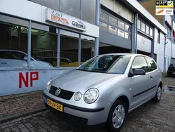 Grijs Gebruikt 2002 VW Polo Hatchback | € 999 (Eerlijke prijs)