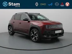 Rood metallic Gebruikt 2025 Renault R4 Komfort SUV | € 37.990