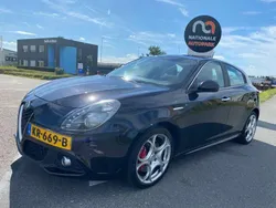 Zwart Gebruikt 2016 Alfa Romeo Giulietta Super Hatchback | € 5.500