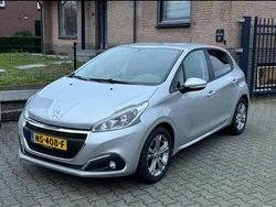 Grijs Gebruikt 2016 Peugeot 208 Allure Hatchback | € 4.500 (Goede deal)