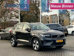 Zwart Gebruikt 2022 Volvo XC40 Core SUV | € 23.845 (Super prijs)