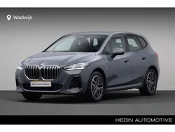 Sparkling copper grau metallic (grijs metallic) Gebruikt 2023 BMW 230e Active Tourer Comfort Edition MPV | € 42.880