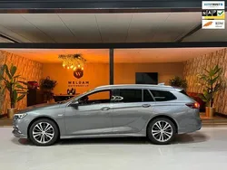 Grijs Gebruikt 2017 Opel Insignia Business Stationwagen | € 17.990 (Eerlijke prijs)