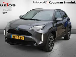 Grijs Gebruikt 2023 Toyota Yaris Cross SUV | € 27.950 (Eerlijke prijs)