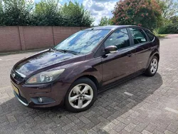 Rood Gebruikt 2008 Ford Focus Titanium Hatchback | € 1.500 (Goede deal)
