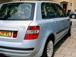 Blauw Gebruikt 2002 Fiat Stilo Dynamic Hatchback | € 750 (Eerlijke prijs)