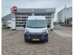 Wit Gebruikt 2023 Opel Movano Van | € 30.950 (Duur)