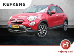 Rood, metallic lak Gebruikt 2015 Fiat 500X Cross SUV | € 11.725 (Eerlijke prijs)