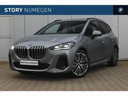 Grijs, metallic lak Gebruikt 2025 BMW 218 Active Tourer M Sport MPV | € 61.883