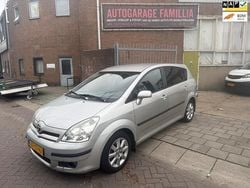 Grijs Gebruikt 2006 Toyota Verso MPV | € 3.950 (Goede deal)