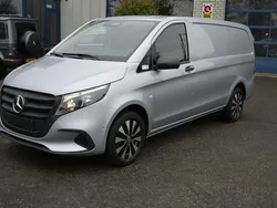 Zilver Nieuw 2024 Mercedes Vito MPV | € 48.950 (Super prijs)
