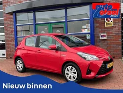 Rood Gebruikt 2019 Toyota Yaris Active Hatchback | € 15.945 (Eerlijke prijs)