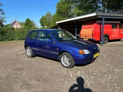Blauw Gebruikt 1998 Toyota Starlet Hatchback | € 1.750 (Eerlijke prijs)