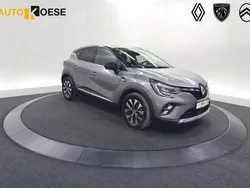 Grijs Gebruikt 2024 Renault Captur Techno SUV | € 24.400 (Eerlijke prijs)