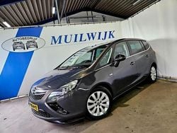 Grijs (metallic) Gebruikt 2016 Opel Zafira Edition MPV | € 9.950 (Goede deal)
