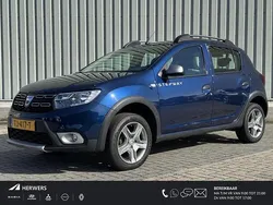 Blue cosmos (terpr) Gebruikt 2018 Dacia Sandero Stepway Hatchback | € 9.835 (Eerlijke prijs)