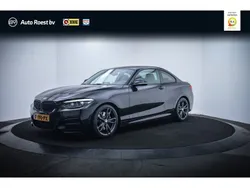 Zwart, metallic lak Gebruikt 2017 BMW M240 Executive Coupé | € 32.950 (Eerlijke prijs)
