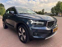 Grijs Gebruikt 2020 Volvo XC40 Inscription SUV | € 24.900 (Eerlijke prijs)