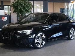 Zwart, metallic lak Gebruikt 2021 Audi A3 S-Line Sedan | € 29.950 (Eerlijke prijs)
