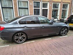 Grijs (metallic) Gebruikt 2013 BMW 328 Executive Sedan | € 10.500 (Goede deal)