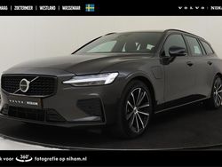 Grijs Gebruikt 2025 Volvo V60 Plus Stationwagen | € 47.890 (Eerlijke prijs)