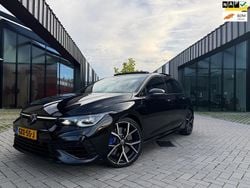 Zwart Gebruikt 2023 VW Golf VIII R Hatchback | € 54.950 (Iets duurder)