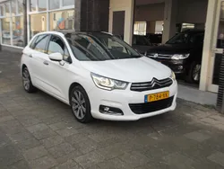 Wit Gebruikt 2022 Citroën C4 Feel Hatchback | € 9.500