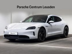 Grijs, metallic lak Gebruikt 2024 Porsche Taycan Sport Turismo Sedan | € 109.900