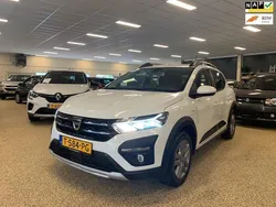Wit Gebruikt 2021 Dacia Sandero Comfort Hatchback | € 18.950 (Iets duurder)