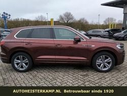 Rood Gebruikt 2022 VW Touareg R-line SUV | € 77.950