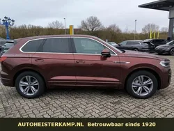 Rood Gebruikt 2022 VW Touareg R-line SUV | € 77.950 (Duur)
