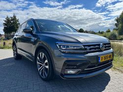 Grijs (metallic) Gebruikt 2018 VW Tiguan Highline SUV | € 24.500 (Eerlijke prijs)