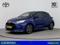 Blauw Gebruikt 2021 Toyota Yaris Hybrid Executive Hatchback | € 21.445 (Eerlijke prijs)