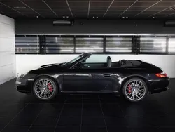Zwart Gebruikt 2005 Porsche 911 Carrera Cabriolet Cabriolet | € 44.900