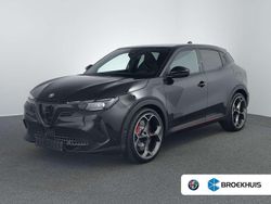 Zwart Gebruikt 2025 Alfa Romeo Junior Veloce SUV | € 44.900