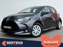 Grijs Gebruikt 2024 Toyota Yaris Active Hatchback | € 21.895 (Goede deal)