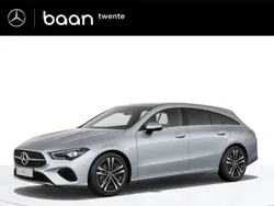 Zilver, metallic lak Nieuw 2024 Mercedes CLA180 Shooting Brake Luxury Stationwagen | € 51.507 (Eerlijke prijs)