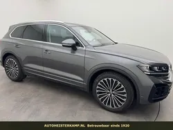 Grijs Gebruikt 2024 VW Touareg Elegance SUV | € 82.950