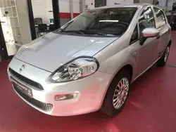 Zilver Gebruikt 2015 Fiat Punto Easy Hatchback | € 7.900 (Eerlijke prijs)