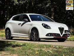Wit Gebruikt 2017 Alfa Romeo Giulietta Veloce Hatchback | € 24.899 (Iets duurder)