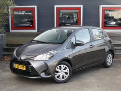 Grijs Gebruikt 2019 Toyota Yaris Active Hatchback | € 15.950 (Eerlijke prijs)