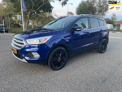 Blauw Gebruikt 2017 Ford Kuga Titanium SUV | € 11.795 (Eerlijke prijs)