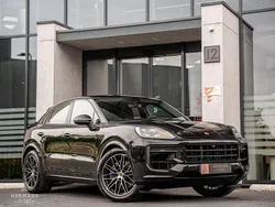 Zwart Gebruikt 2024 Porsche Cayenne SUV | € 114.950 (Duur)