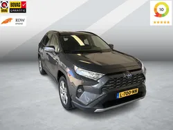 Grijs Gebruikt 2020 Toyota RAV4 Hybrid Style SUV | € 31.950 (Goede deal)