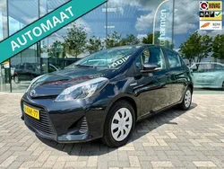 Zwart Gebruikt 2013 Toyota Yaris Hatchback | € 11.345 (Eerlijke prijs)