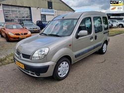 Grijs Gebruikt 2005 Renault Kangoo MPV | € 2.250 (Goede deal)